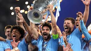 绩打破了亚 绩打破了亚